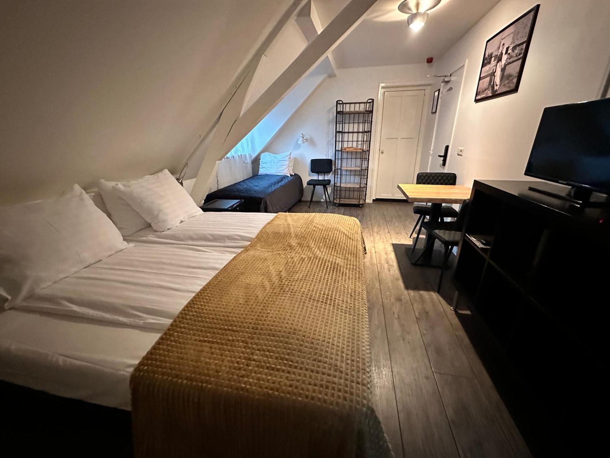 Hotel Buren West-Terschelling Eksteriør billede